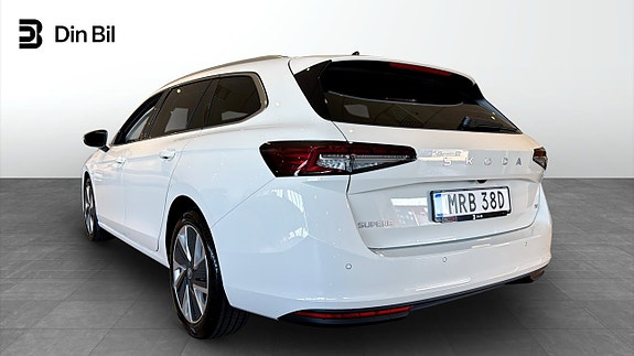 Skoda Superb 3 of 14
