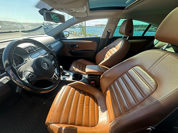 Volkswagen Passat CC 4 of 7