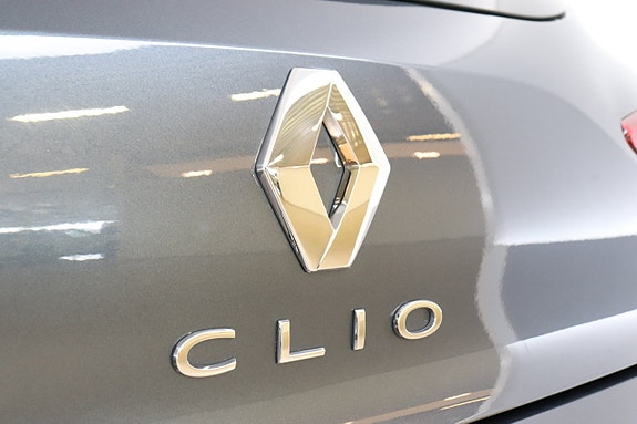 Renault Clio 20 of 20