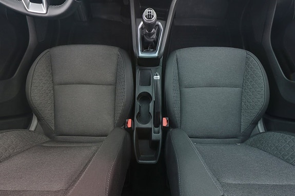Renault Clio 15 of 20