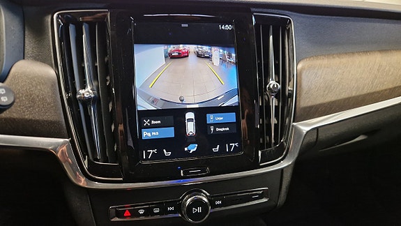 Volvo V90 Cross Country 14 of 25