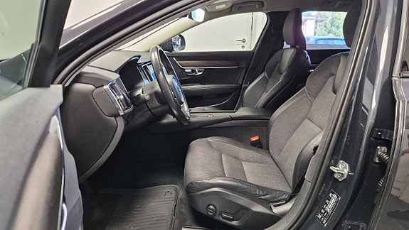 Volvo V90 Cross Country 20 of 25