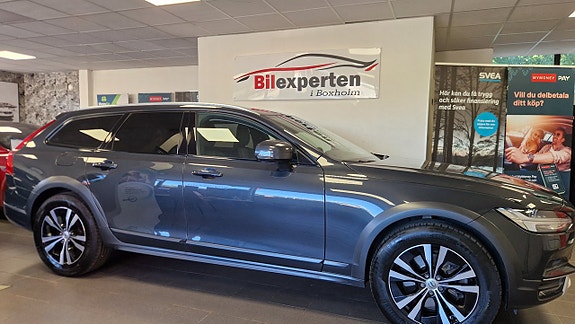 Volvo V90 Cross Country 4 of 25