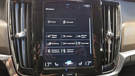 Volvo V90 Cross Country 15 of 25