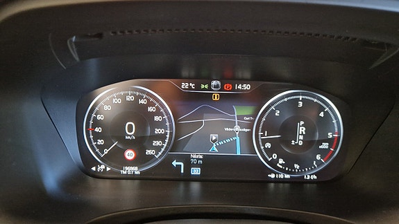 Volvo V90 Cross Country 12 of 25