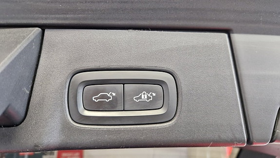 Volvo V90 Cross Country 25 of 25