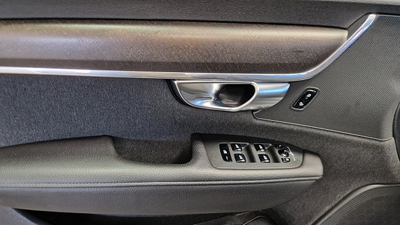 Volvo V90 Cross Country 22 of 25