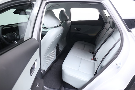 Hyundai Kona 10 of 11