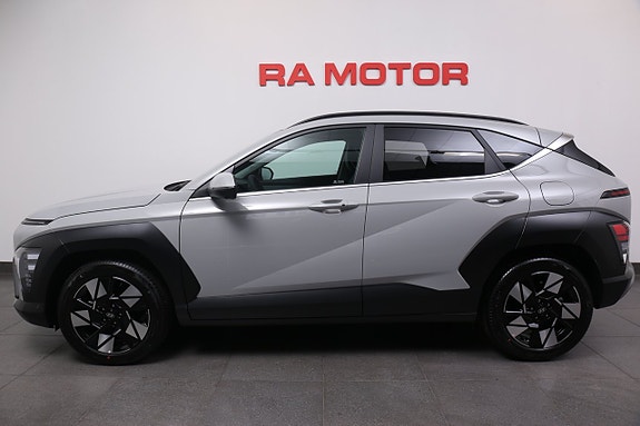 Hyundai Kona 2 of 11