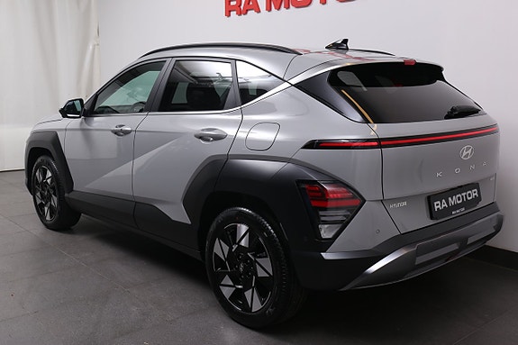 Hyundai Kona 3 of 11