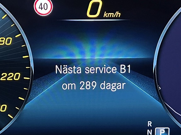 Mercedes-Benz GLE350 de 13 of 26