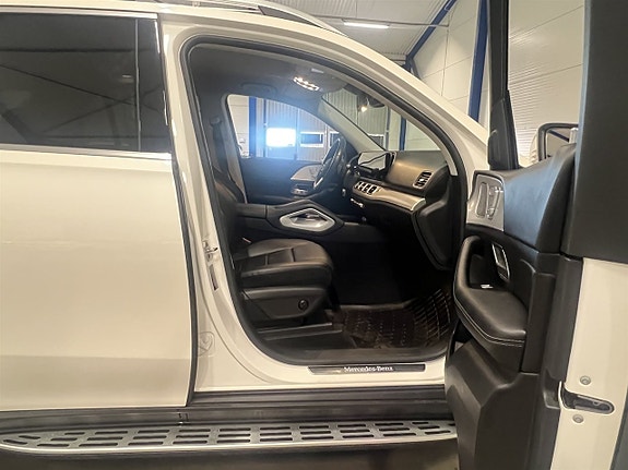 Mercedes-Benz GLE350 de 15 of 26