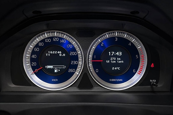 Volvo V60 14 of 16