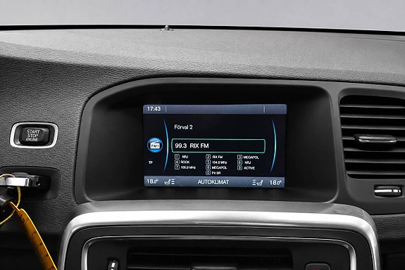 Volvo V60 15 of 16