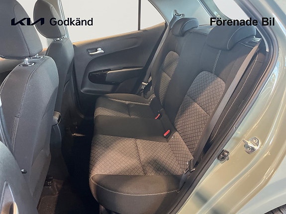 Kia Picanto 9 of 14