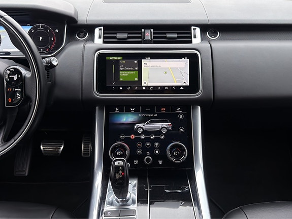 Land Rover Range Rover Sport 14 of 30