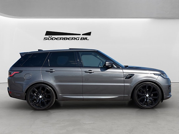 Land Rover Range Rover Sport 28 of 30