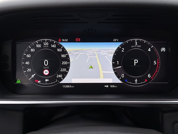 Land Rover Range Rover Sport 13 of 30