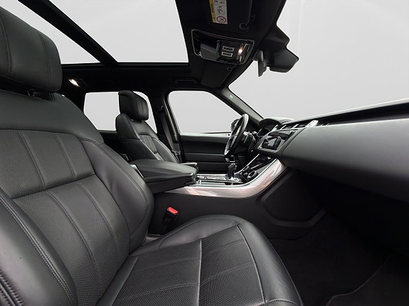 Land Rover Range Rover Sport 29 of 30
