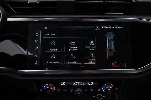 Audi Q3 11 of 27