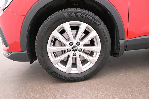 Audi Q3 27 of 27