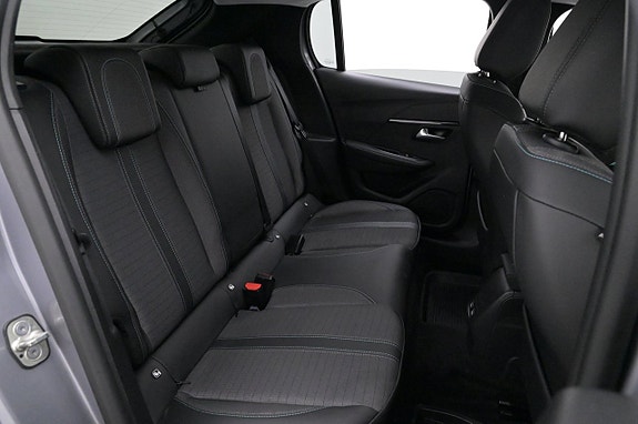 Peugeot e-208 20 of 27