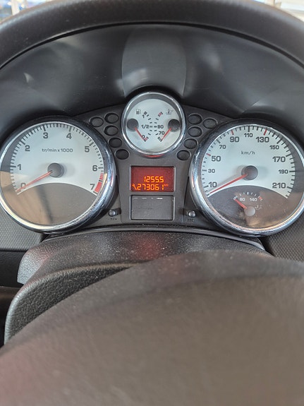 Peugeot 207 3 of 5