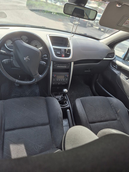 Peugeot 207 5 of 5