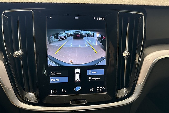 Volvo V60 15 of 29