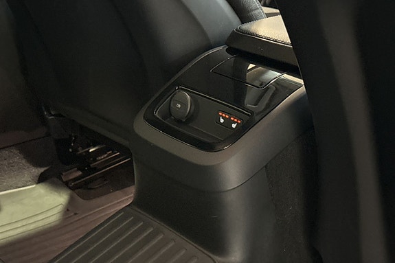 Volvo V60 26 of 29