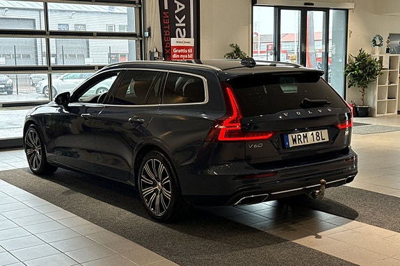 Volvo V60 4 of 29