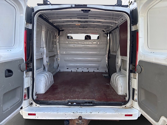Nissan Primastar 5 of 17