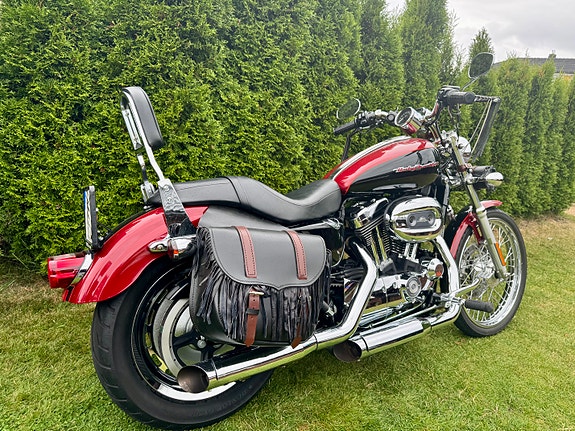 Harley-Davidson XL 1200 Sportster 7 of 13