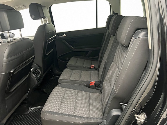 Volkswagen Touran 23 of 29