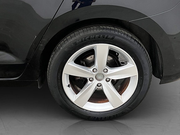 Volkswagen Touran 27 of 29