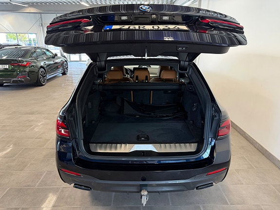 BMW 530e 5 of 12