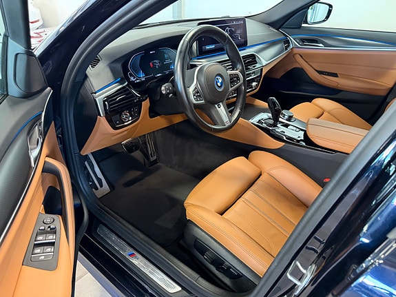 BMW 530e 7 of 12