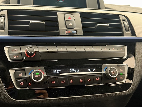 BMW M140i 24 of 30