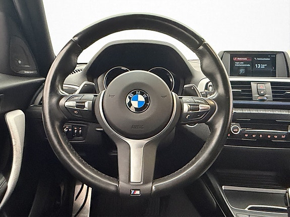 BMW M140i 16 of 30