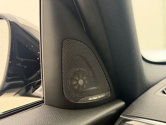 BMW M140i 17 of 30