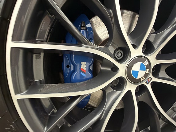 BMW M140i 11 of 30