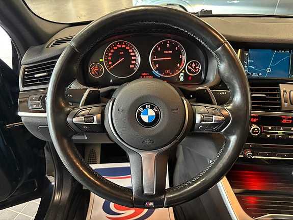 BMW X4 8 of 24