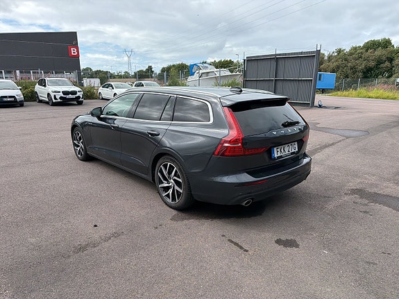 Volvo V60 3 of 6