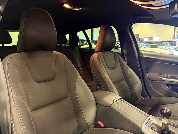 Volvo V60 14 of 20
