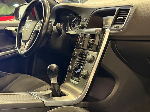 Volvo V60 13 of 20