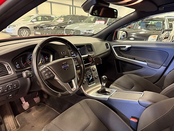 Volvo V60 11 of 20