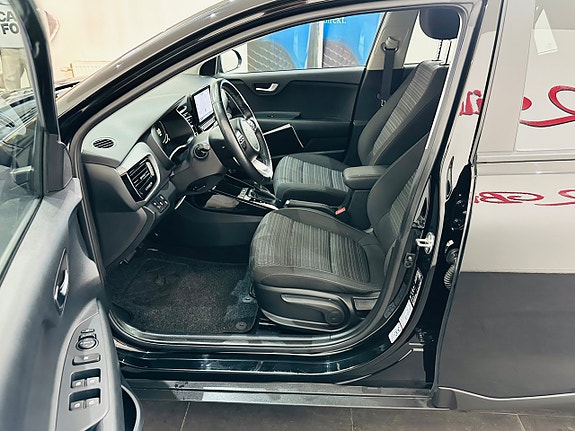 Kia Stonic 11 of 22