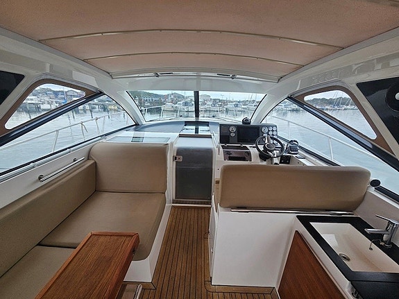 Sealine SC35  2 x VP D4-260 11 of 28