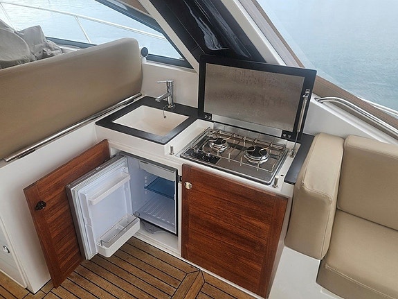 Sealine SC35  2 x VP D4-260 10 of 28