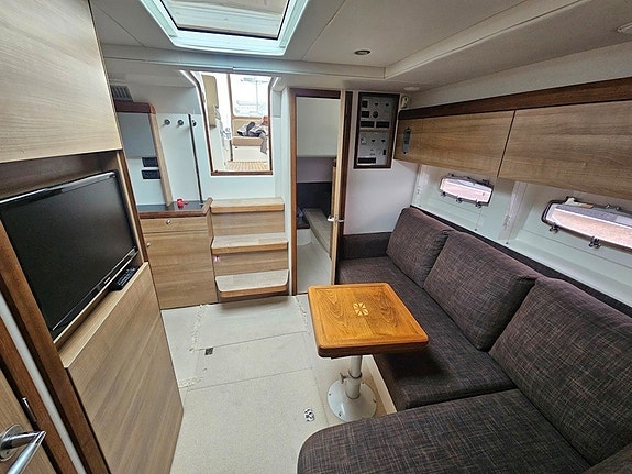 Sealine SC35  2 x VP D4-260 25 of 28